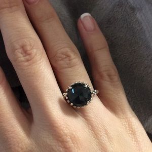 Pandora ring